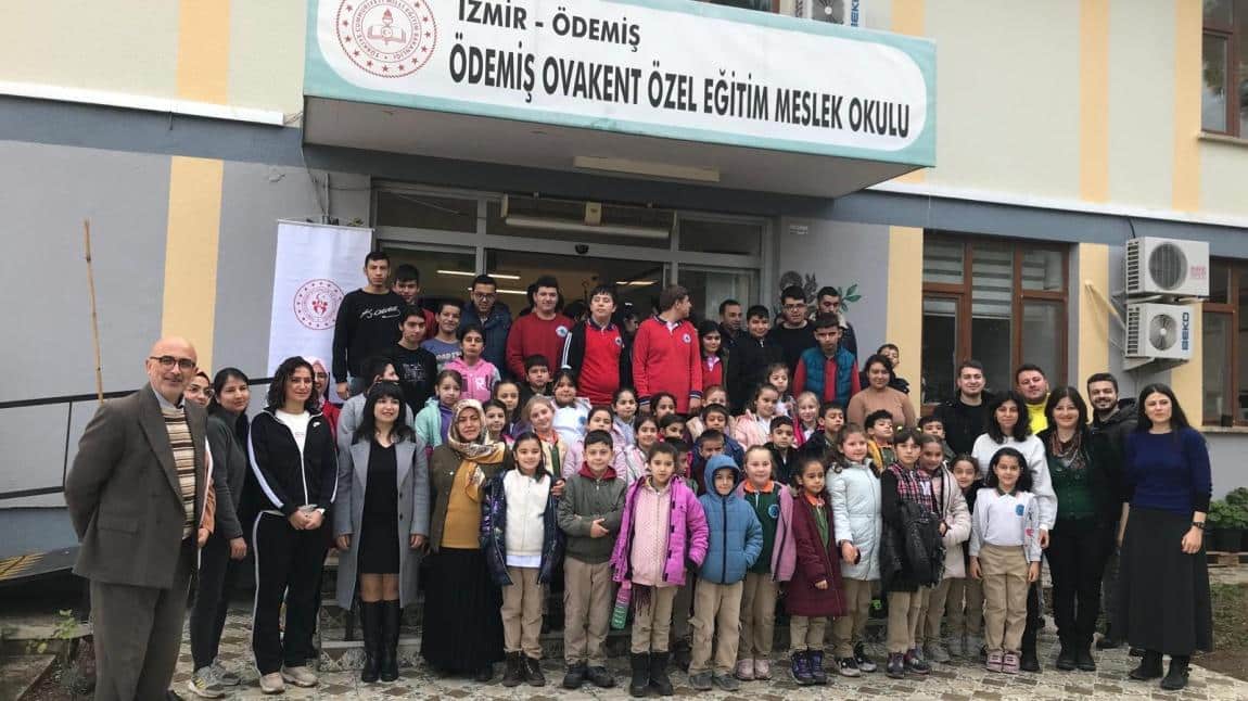 Sevgi varsa Engel Yoktur 3 Aralık Dünya Engelliler Günü 